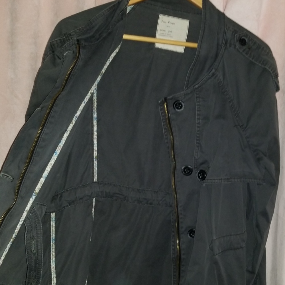 Jacket - Picture 3 of 7
